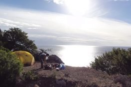 Escalade en Sardaigne en Italie, à travers le site de "Cala Gonone" notamment "Cala Luna"