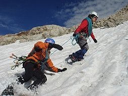 crampons indispensable pour une bonne sécurité sur glacier