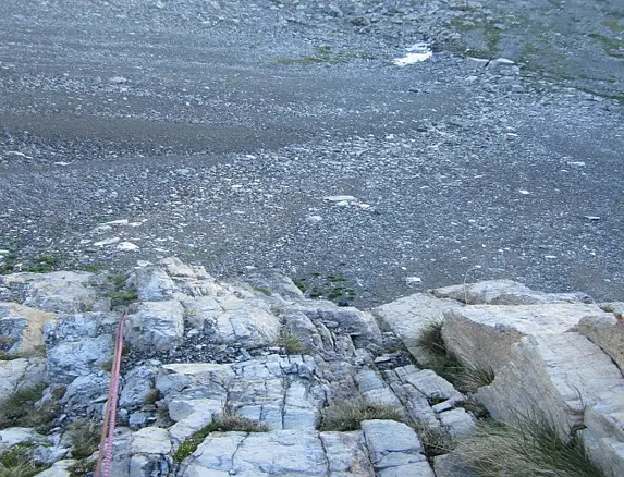 1er et 2ème longueur très froides dans la voie d'escalade Trou de Mémoire en ubaye