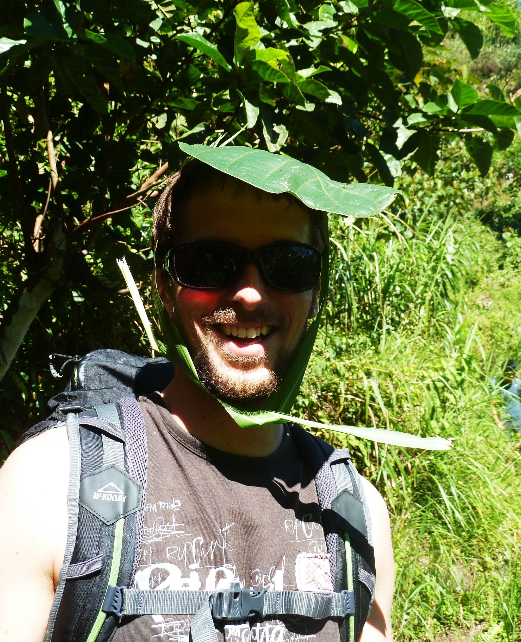 La nouvelle casquette à la mode en feuille de bananier