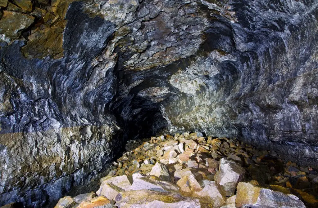 Lavatube en Islande