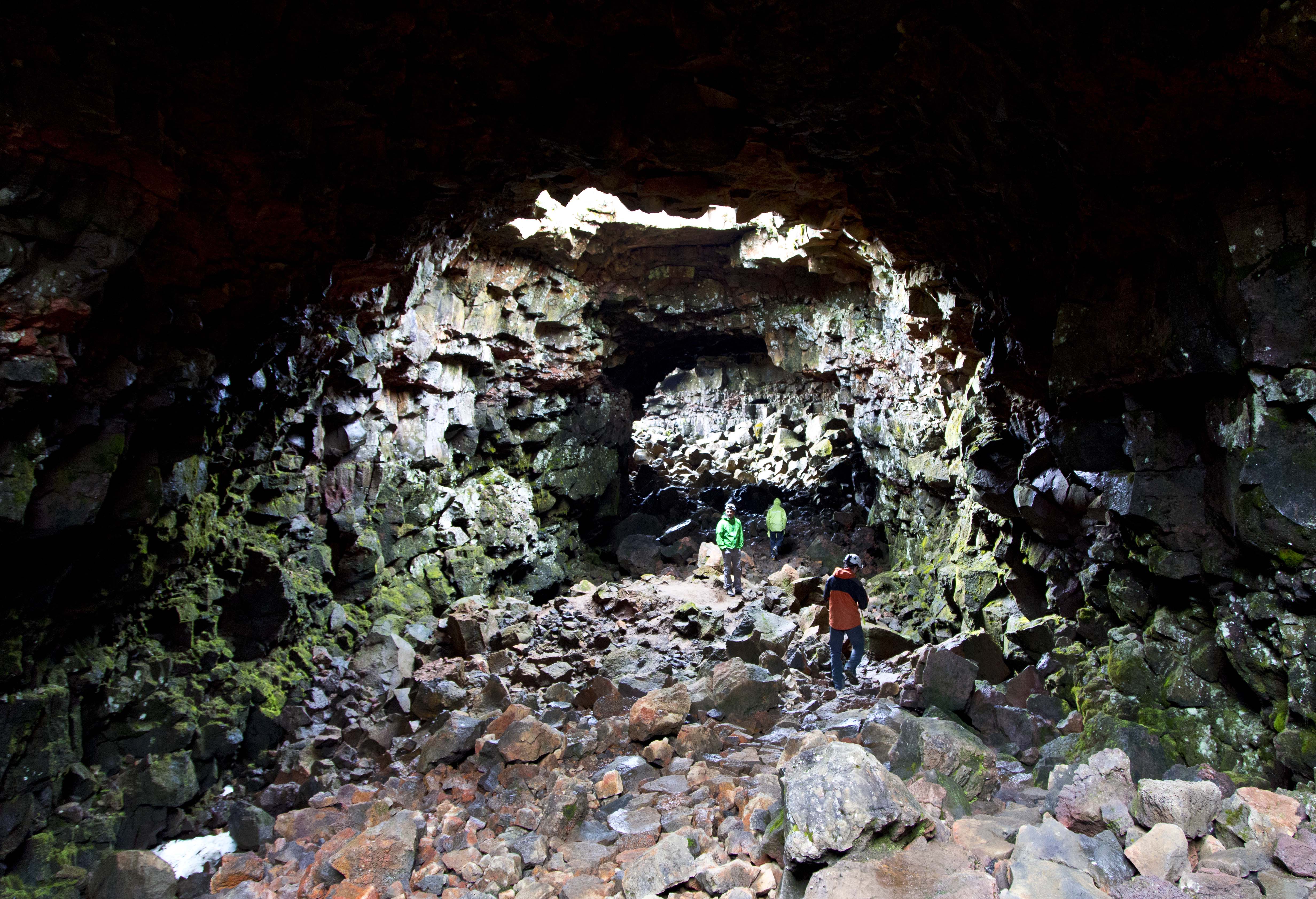 Lavatube en Islande