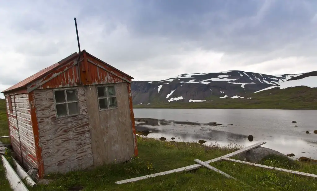 Skorardalur shelter Islande