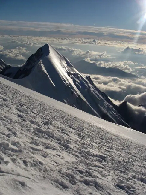 Arête de Bionnasay faite l’année dernière dans le massif du Mont-Blanc Arête de Bionnasay faite l’année dernière dans le massif du Mont-Blanc