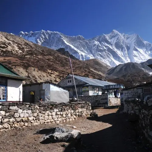 Village de chhukhung au Népal durant l