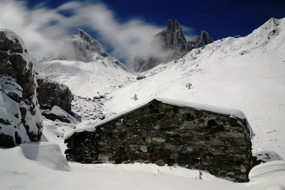 Neige dans la vallée D