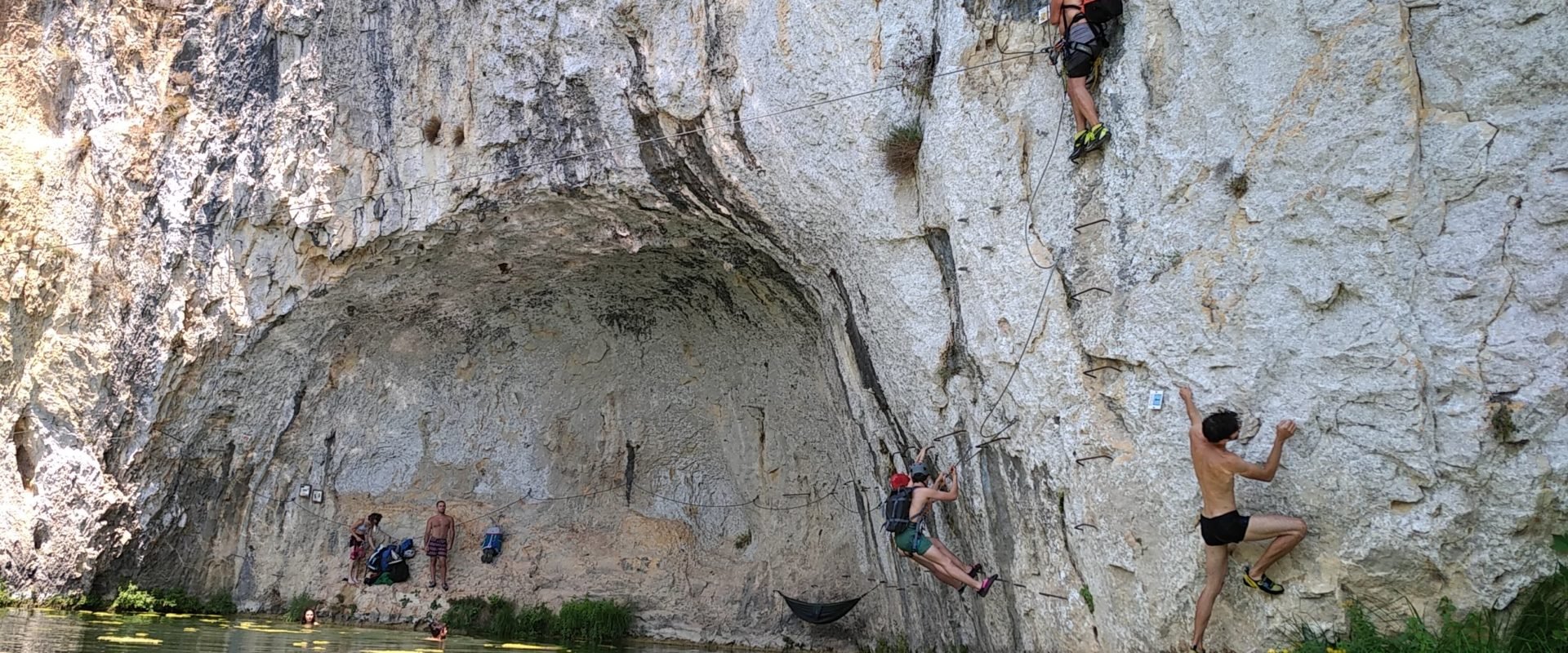 psychobloc et Via ferrata à saint Series dans le Gard