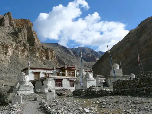 batiment dans la vallée de la Marka dans le ladakh