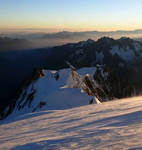 Maudit et Tacul vus du sommet du Mont Blanc 