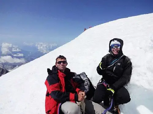 Arrivés au sommet pendant le séjour Alpinisme à l'envers du Mont-Blanc