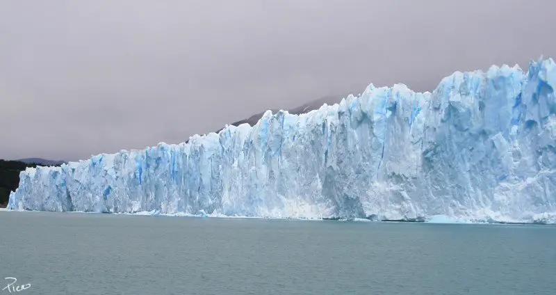 randonnée glaciaire sur les glaciers se jetant dans l'océan