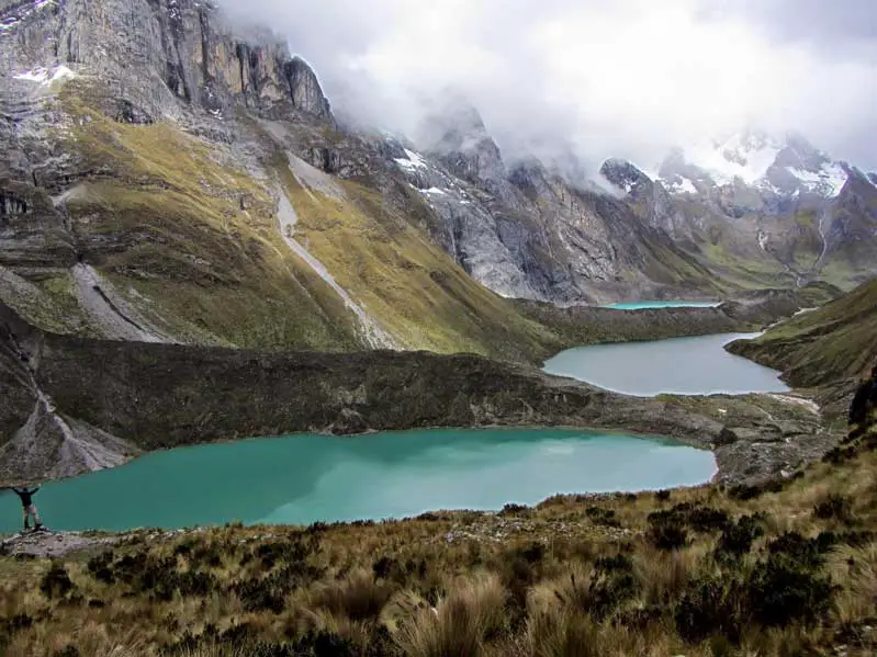 Les 3 lacs de la Cordillère Huayhuash Ouest depuis le Mirador au Pérou