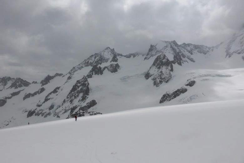 Le glacier de Saleina qui est le 4ème col de l'itinéraire du massif du Mont-Blanc.