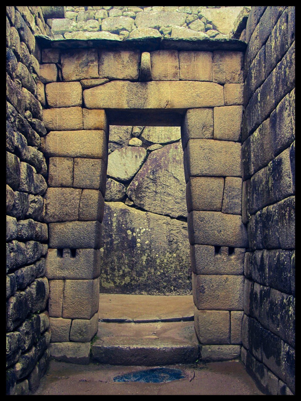 La porte du temple du Machu Picchu au Pérou