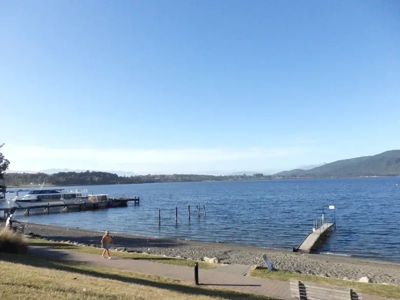 Bord du lac Te Anau en Nouvelle-Zelande