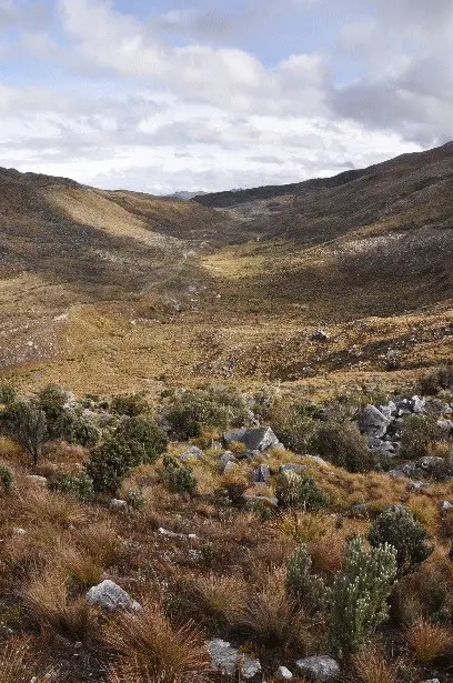 Le lac et la vallée de la veille