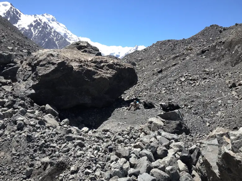 Repos sur le Tasman Glacier