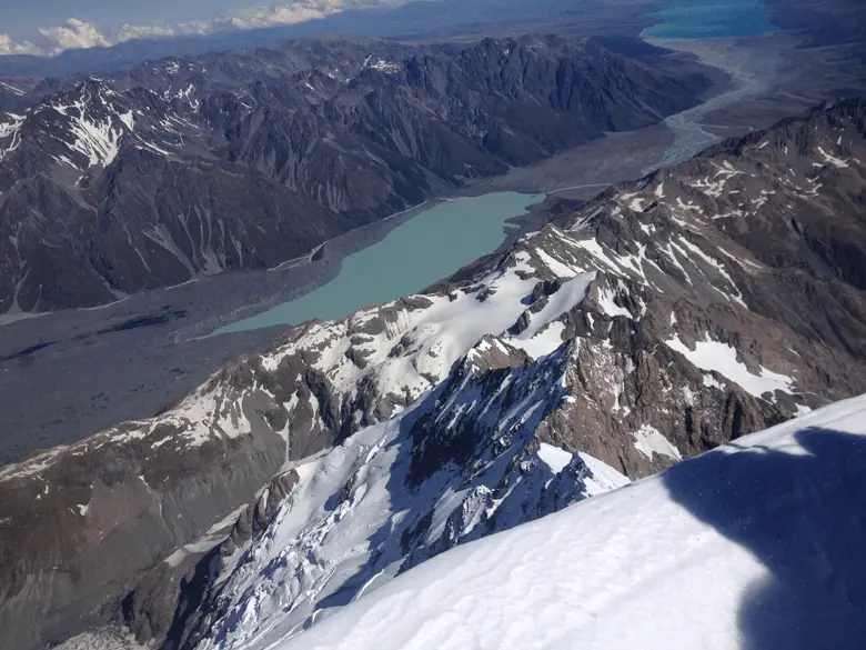 Vue sur le Tasman Lake depuis Low Peak