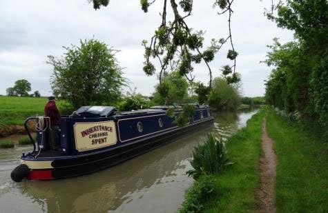bateau sur le Canal d’Oxford en Angleterre