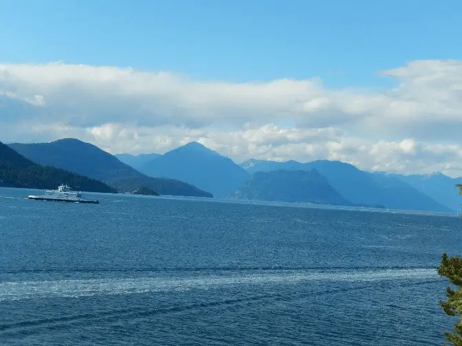 Sur la route de Whistler durant notre voyage dans les parcs nationaux américain et canadien