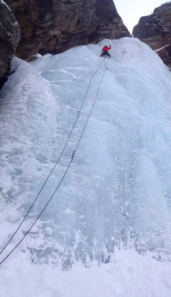 Grimpe, splendide cascades à Cogne