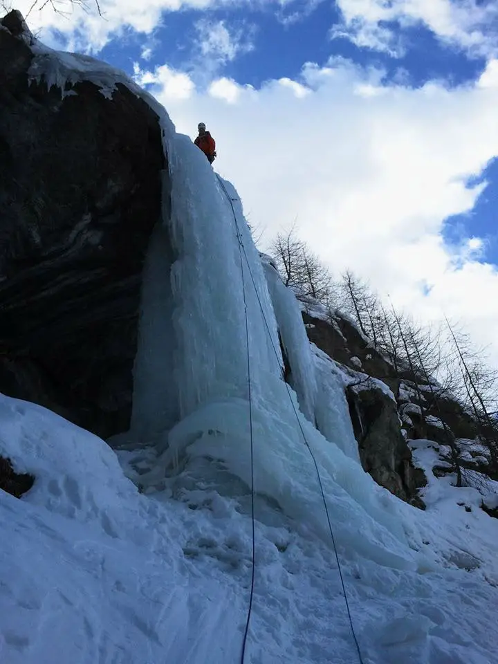 Magnifique cascade de glace