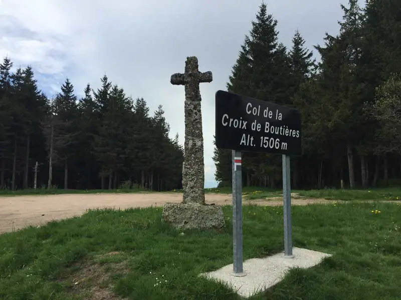 Col de la croix de boutières sur le tour du Mont Mezenc