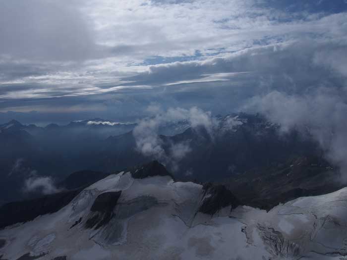 Vue du sommet massif grand paradis