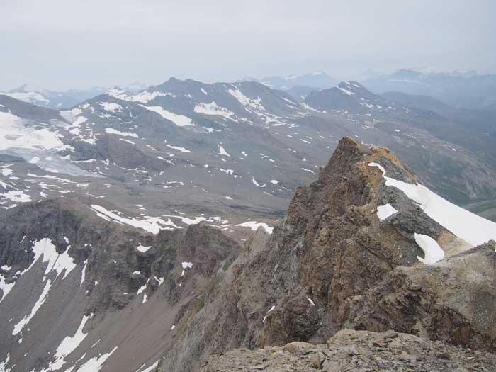 Vue du sommet massif Grand Paradis