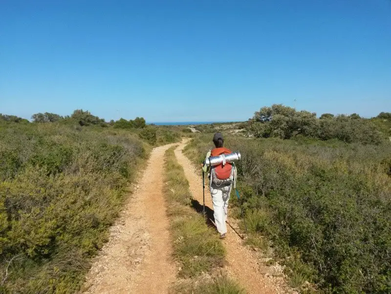 Dos au soleil, direction plein Est : marcher et voir la mer comme pour la première fois !