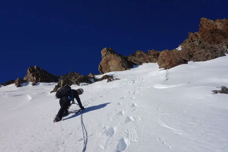 Depuis Gèdre l’ascension hivernale du pic Maou par l’Estibère male est une belle course