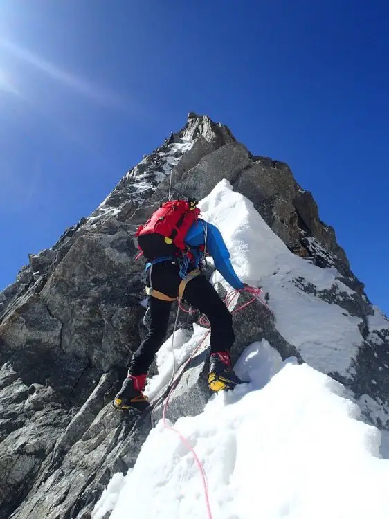 Descente du pic Peuterey