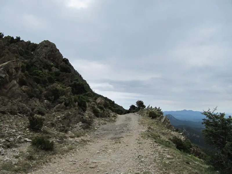 Descente vers Requesens