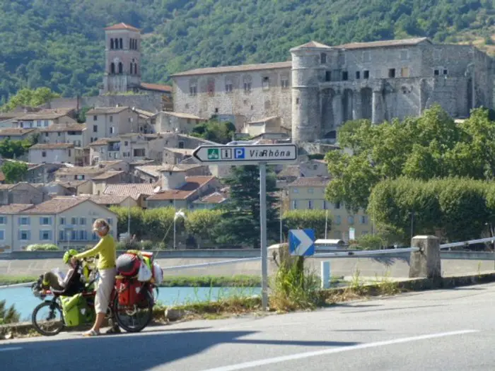 La Viarhôna, c’est par là ! La Viarhôna, c’est par là !