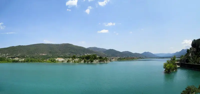Lac près de Loarre