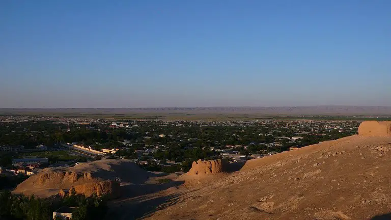 Nurata, autre point de vue