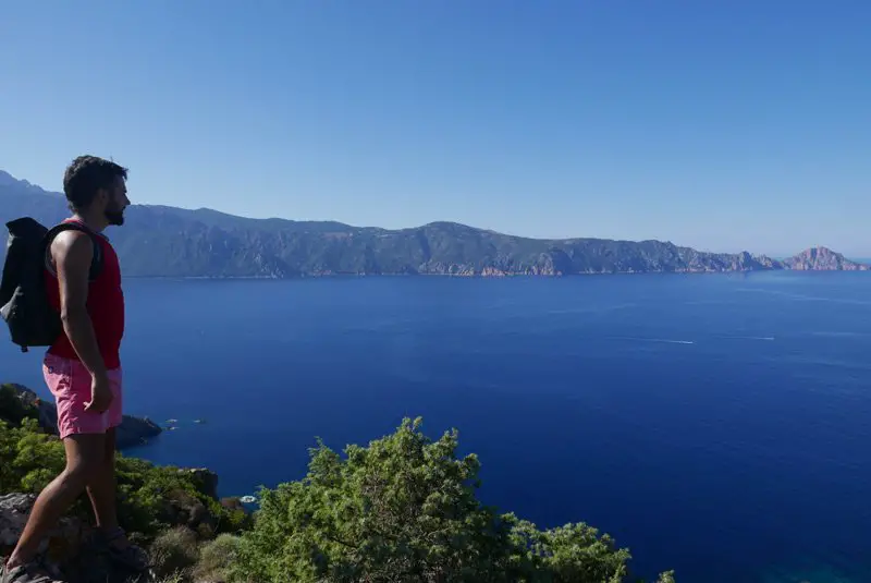 Vue sur la mer en Corse