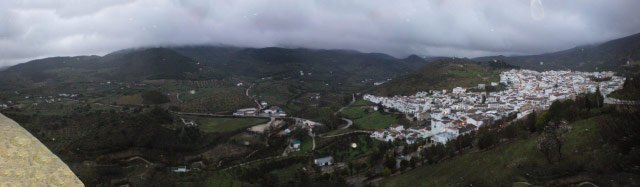 Panorama apocalyptique depuis le Château de Carcabuey, dernière étape avant Cabra