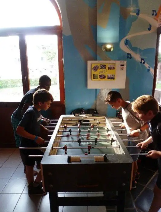 Petite partie de Babyfoot à Marche en Famenne Petite partie de Babyfoot à Marche en Famenne