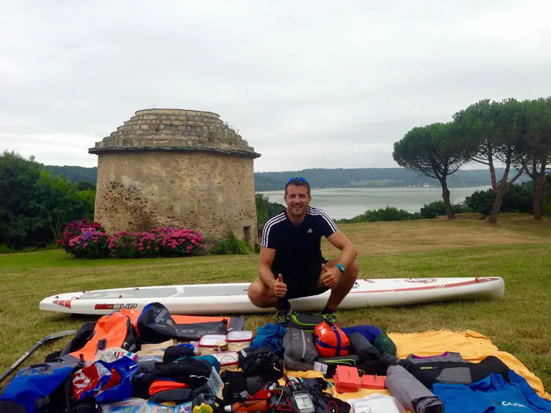 Préparation du matériel pour la descente de la Loire