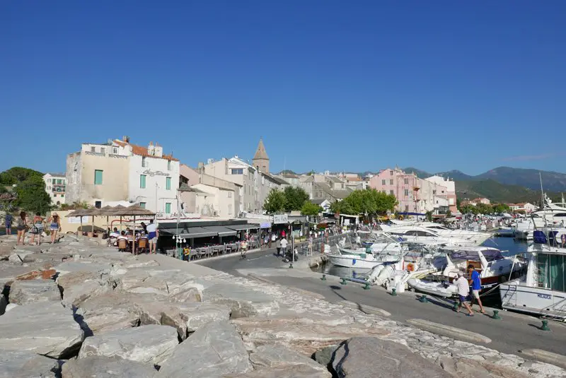 Saint Florent durant le tour de corse en tandem