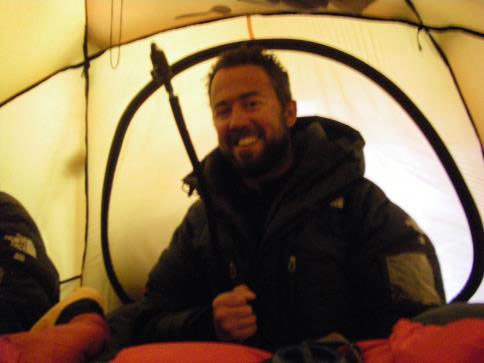 Vie dans la tente au camp 5 du Denali