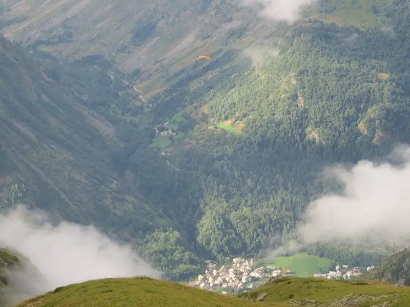 La Chapelle en Valgaudemar et la zone d’atterrissage sous mes pieds