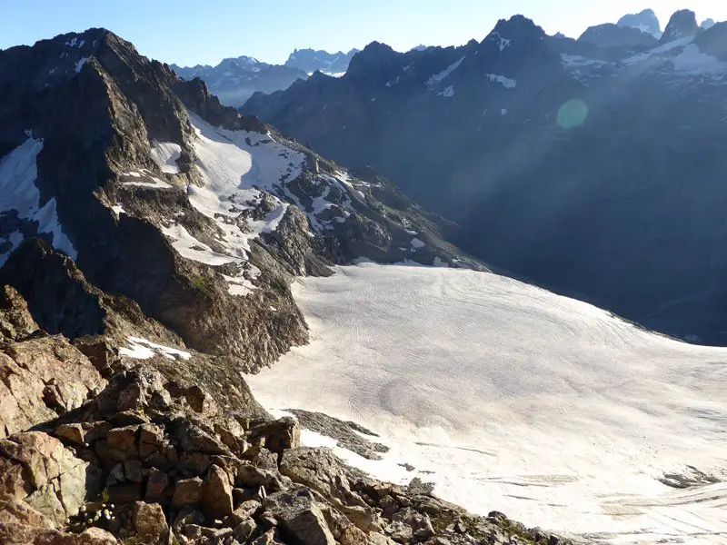 Regard en arrière au début de l’ascension