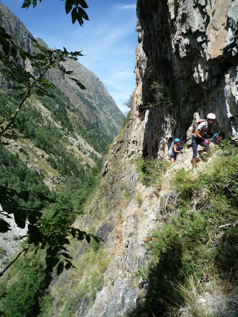 Via ferrata de Saint Christophe-en-Oisans au-dessus du Vénéon