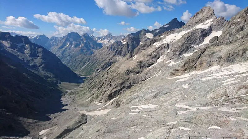 Vue depuis la terrasse du refuge du Promontoire