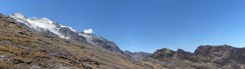 le col au-dessus de la mine Susana, au pied de l’Ancohuma le col au-dessus de la mine Susana, au pied de l’Ancohuma