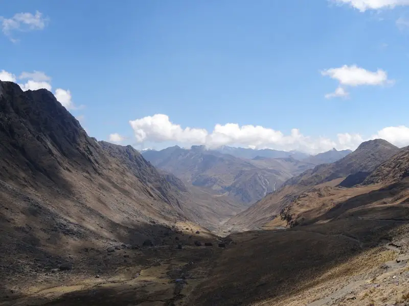 vue du col Sarani, avant la descente vers Cocoyo