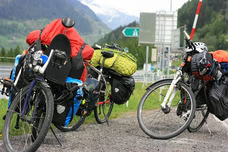 Coup d’arrêt au moment d’aborder le col de Novena