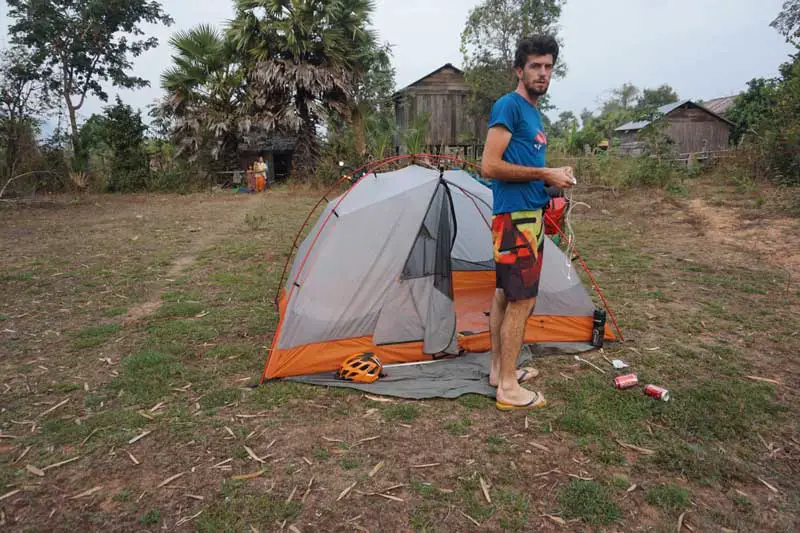 bivouac au calme ou presque au Cambodge en Asie